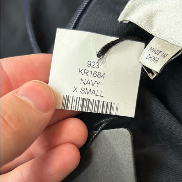 J.O.A. Los Angeles Cold Shoulder Bow Sleeve Dress (Navy) Size XS With Tag - Picture 4 of 16